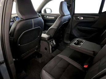 Volvo XC40 1.5h T4 Recharge 10.7kWh R-Design SUV 5dr Petrol Plug-in Hybrid 