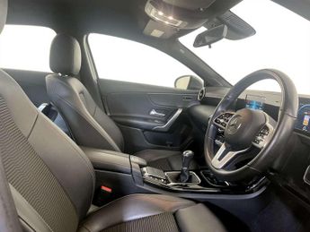 Mercedes-Benz A Class 2.0 A180d Sport Hatchback 5dr Diesel Manual Euro 6 (s/s) (116 ps