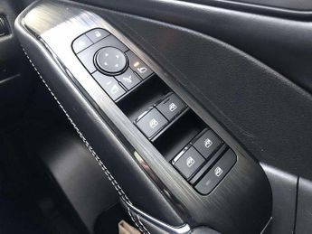 Nissan Qashqai 1.3 DiG-T MH 158 N-Connecta 5dr Xtronic