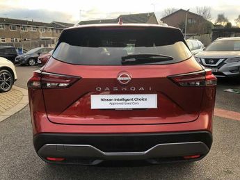 Nissan Qashqai 1.3 DiG-T MH 158 N-Connecta 5dr Xtronic