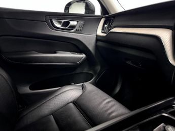 Volvo XC60 Inscription Pro B5 (Petrol)