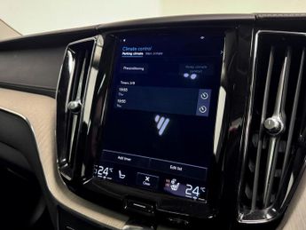 Volvo XC60 Inscription Pro B5 (Petrol)