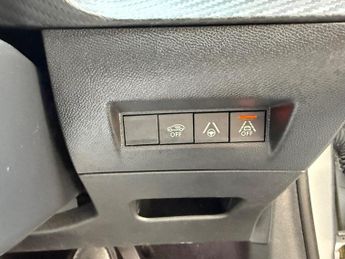 Peugeot E-208 50kWh GT Premium Auto 5dr