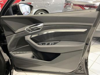 Audi E-Tron S LINE 55 QUATTRO