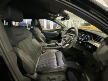 Audi E-Tron S LINE 55 QUATTRO