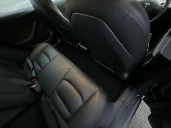Tesla Model 3 STANDARD RANGE +