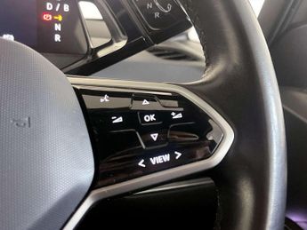 Volkswagen ID.3 Pro Performance 58kWh Life Hatchback 5dr Electric Auto (204 ps)