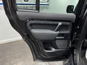 Land Rover Defender 110 3.0 D250 MHEV S Auto 4WD Euro 6 (s/s) 5dr