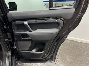 Land Rover Defender 110 3.0 D250 MHEV S Auto 4WD Euro 6 (s/s) 5dr