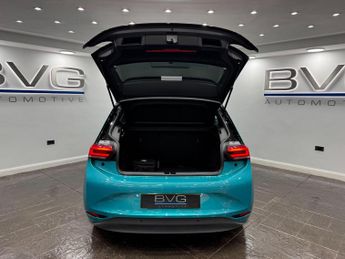 Volkswagen ID.3 Pro 58kWh Life Auto 5dr