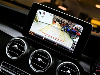 MERCEDES-BENZ C-CLASS 2.0 C200 AMG Line (Premium Plus) Saloon 4dr Petrol G-Tronic+ Eur