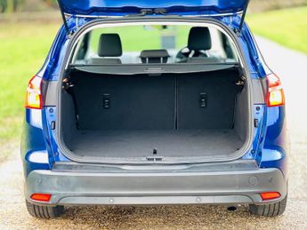 Ford Focus 1.6 Titanium Powershift Euro 6 5dr