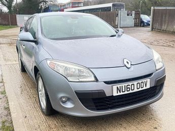 Renault Megane 1.6 16V Dynamique TomTom Euro 5 5dr