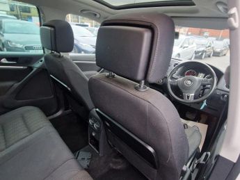 Volkswagen Tiguan 2.0 TDI BlueMotion Tech SE DSG 4WD Euro 5 (s/s) 5dr