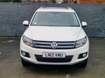 Volkswagen Tiguan 2.0 TDI BlueMotion Tech SE DSG 4WD Euro 5 (s/s) 5dr