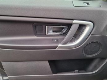 Land Rover Discovery Sport 2.0 TD4 SE Tech Auto 4WD Euro 6 (s/s) 5dr