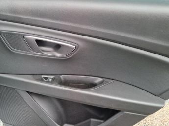 SEAT Leon 1.5 TSI EVO FR Black Edition DSG Euro 6 (s/s) 5dr