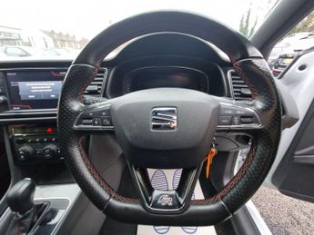 SEAT Leon 1.5 TSI EVO FR Black Edition DSG Euro 6 (s/s) 5dr