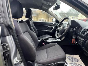 Subaru Legacy 2.0 R Sport Tourer 5dr