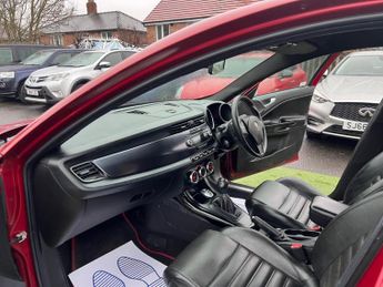 Alfa Romeo Giulietta 1.4 TB MultiAir Sportiva TCT Euro 5 (s/s) 5dr