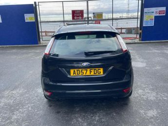 Ford Focus 1.6 Zetec 5dr