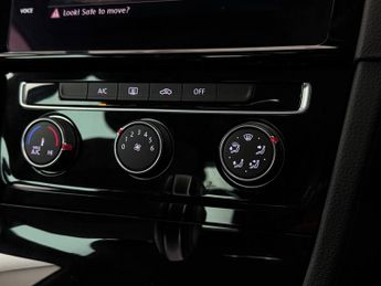 Volkswagen Golf 1.5 TSI EVO R-Line DSG Euro 6 (s/s) 5dr