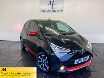 Toyota AYGO 1.0 VVT-i x-trend Funroof x-shift Euro 6 5dr