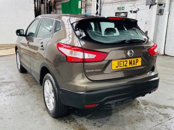 Nissan Qashqai 1.6 dCi Acenta XTRON 2WD Euro 5 (s/s) 5dr