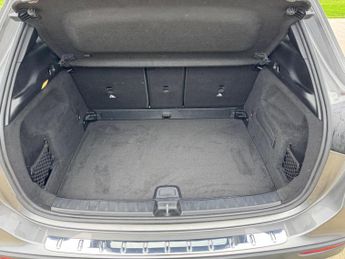 Mercedes-Benz GLA 2.0 GLA200d AMG Line (Executive) 8G-DCT Euro 6 (s/s) 5dr