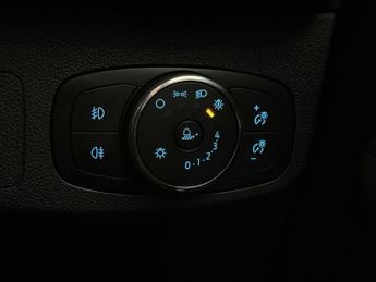 Ford Focus 1.0T EcoBoost MHEV ST-Line X DCT Euro 6 (s/s) 5dr