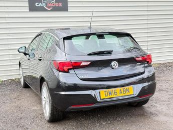 Vauxhall Astra 1.6 CDTi BlueInjection Design Euro 6 (s/s) 5dr