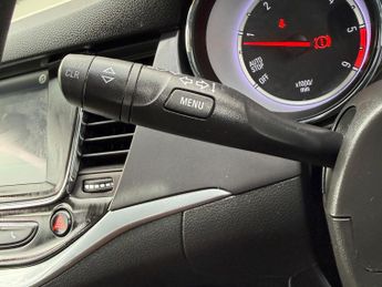 Vauxhall Astra 1.6 CDTi BlueInjection Design Euro 6 (s/s) 5dr