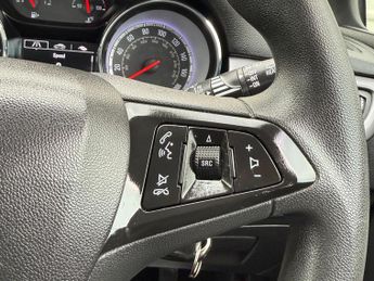 Vauxhall Astra 1.6 CDTi BlueInjection Design Euro 6 (s/s) 5dr