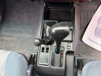 Toyota Land Cruiser Colorado 3.0 TD GX 5dr (a/c, ABS)