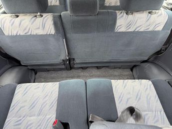 Toyota Land Cruiser Colorado 3.0 TD GX 5dr (a/c, ABS)