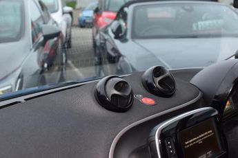 Smart forfour 0.9T BRABUS Sport (Premium) Twinamic Euro 6 (s/s) 5dr