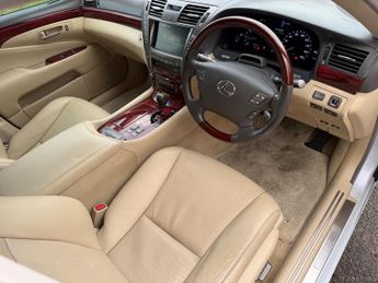 Lexus LS 4.6 460 V8 Auto Euro 4 4dr