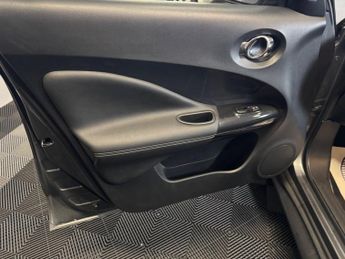 Nissan Juke 1.6 Tekna XTRON Euro 5 5dr