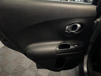 Nissan Juke 1.6 Tekna XTRON Euro 5 5dr
