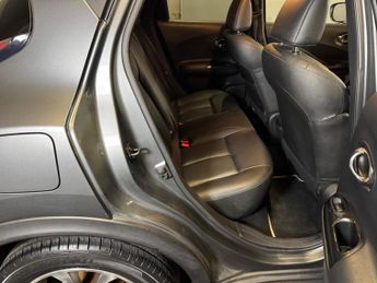 Nissan Juke 1.6 Tekna XTRON Euro 5 5dr