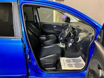 Nissan Note 1.6 16V Tekna Auto Euro 4 5dr