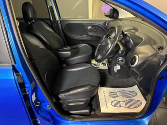 Nissan Note 1.6 16V Tekna Auto Euro 4 5dr