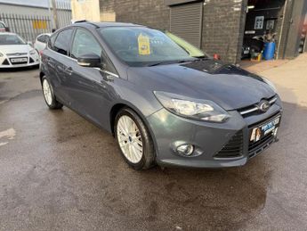 Ford Focus 1.0T EcoBoost Zetec Euro 5 (s/s) 5dr