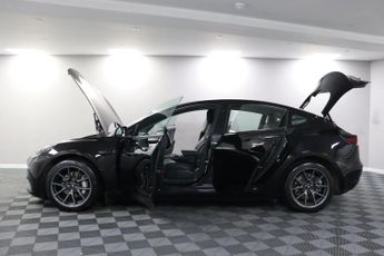 Tesla Model 3 Auto RWD 4dr