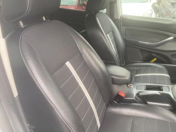 Ford Kuga 2.0 TDCi Titanium Powershift AWD Euro 5 5dr