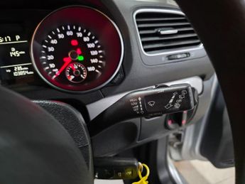 Volkswagen Golf 1.4 TSI S Hatchback 5dr Petrol DSG Euro 5 (122 ps)