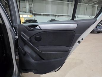 Volkswagen Golf 1.4 TSI S Hatchback 5dr Petrol DSG Euro 5 (122 ps)