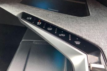 Peugeot E-3008 73kWh GT Auto 5dr