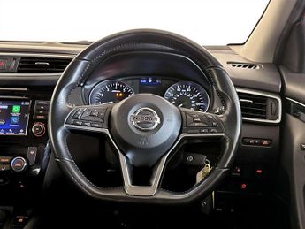 Nissan Qashqai 1.3 DIG-T Acenta Premium SUV 5dr Petrol Manual Euro 6 (s/s) (140
