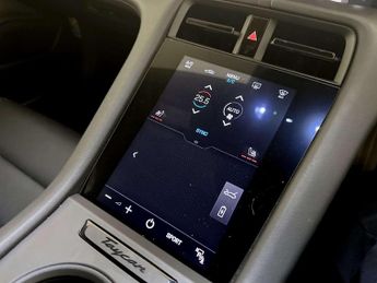 Porsche Taycan Performance Plus 93.4kWh 4S Saloon 4dr Electric Auto 4WD (11kW C